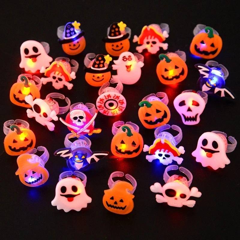 50 % RABATT | GloHex™ | Halloween - LED-Leuchtring & Brosche