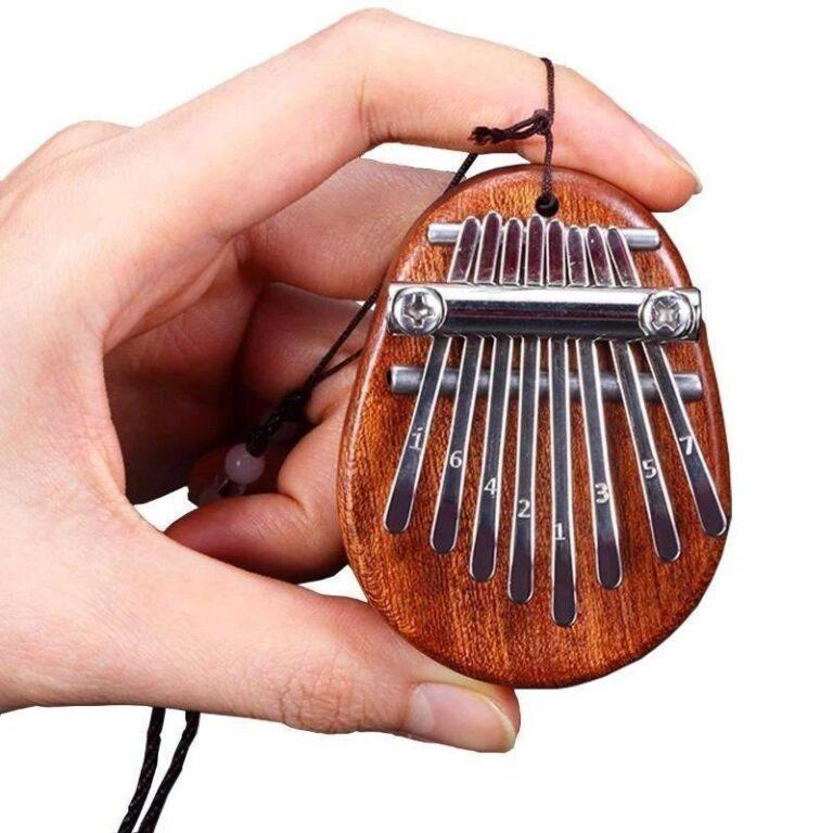 Mini Kalimba – Handliche Daumenklänge