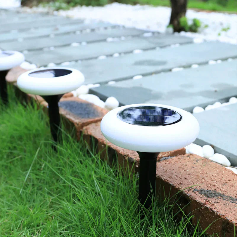 Kaliqo™ – Elegante, solarbetriebene Bodenleuchten