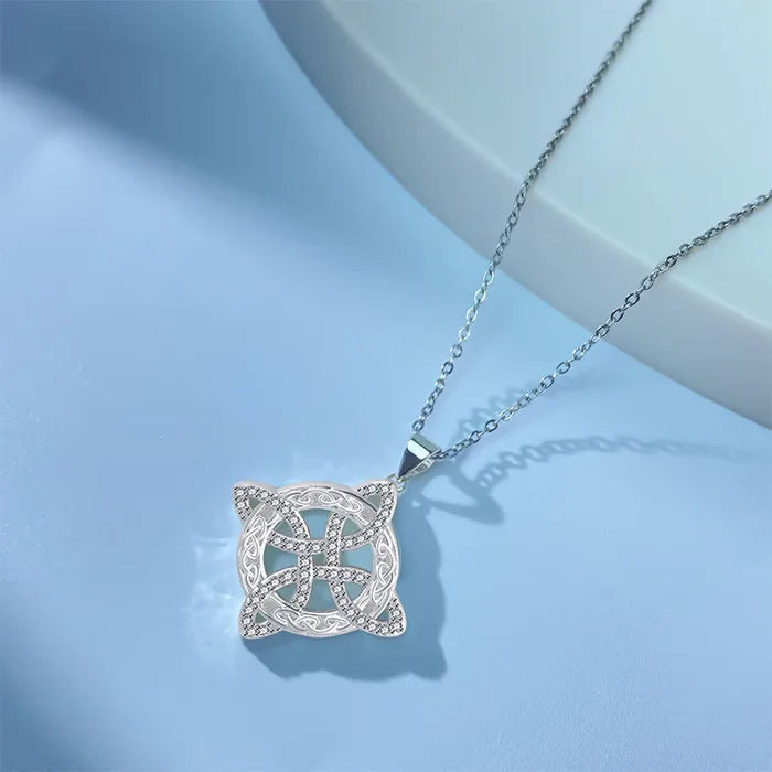 WitchKnot™ – Schutz-Amulett