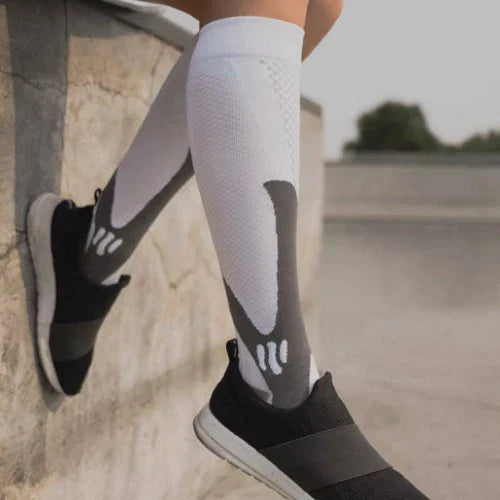 1+1 GRATIS Hoch abgestufte Kompressionsstrümpfe