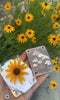 BloomPocket™ – Tragbare Blumenpresse