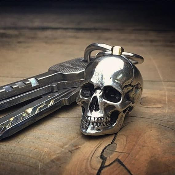 GrimTorque™ - Handgefertigter Skull-Schlüsselanhänger aus Kolben