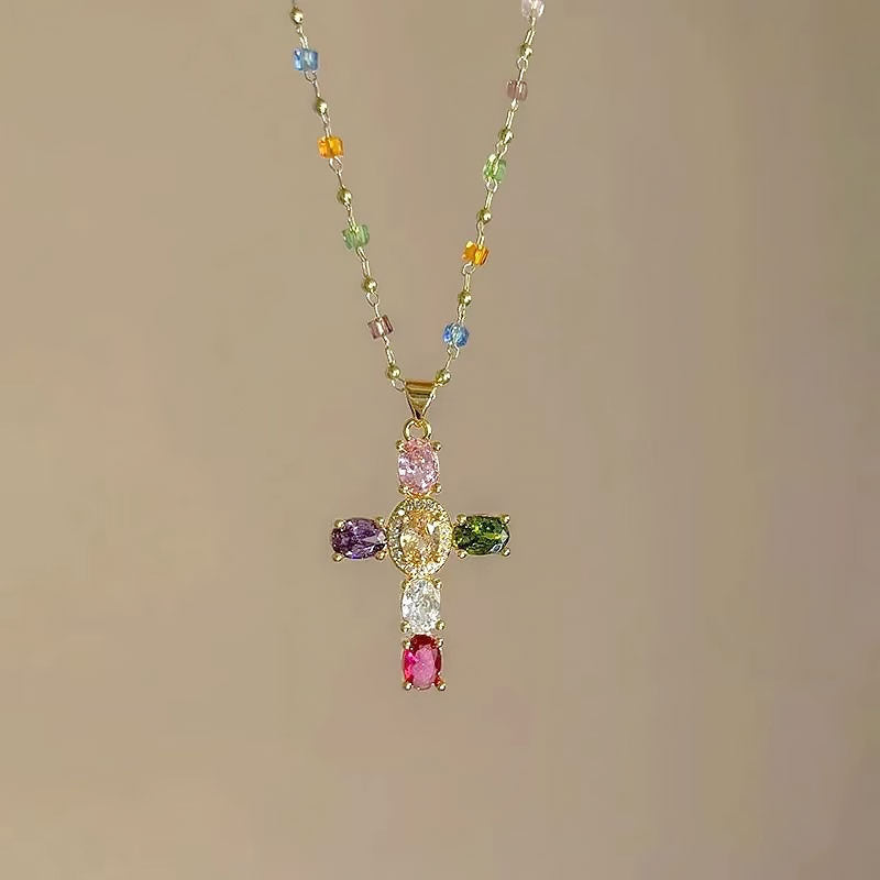 Solavée™ – Elegante Kreuzkette