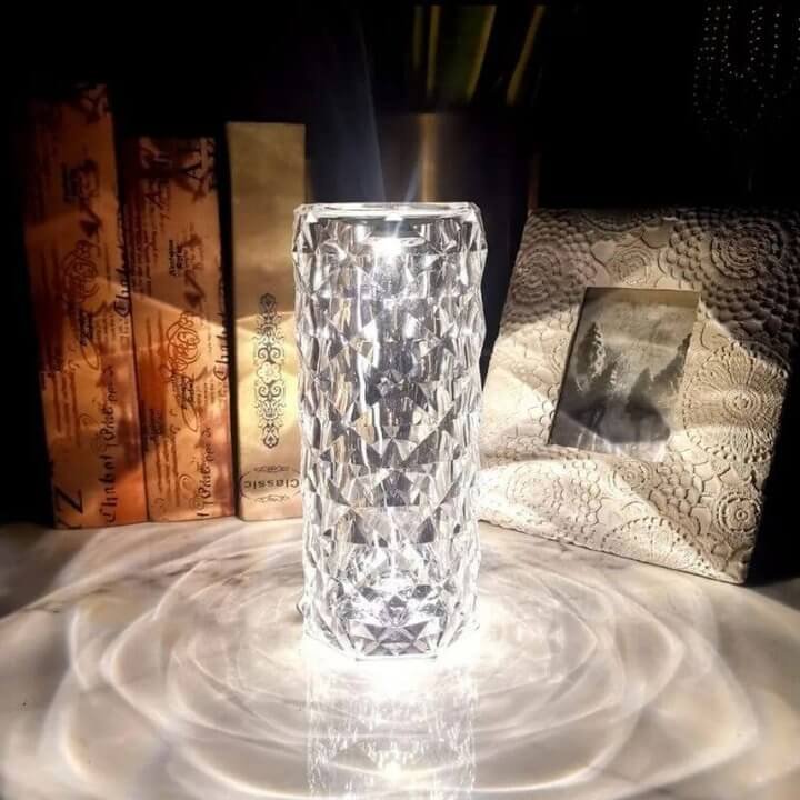 LumiRose™ – 3D-Kristalllampe mit 16 Farben