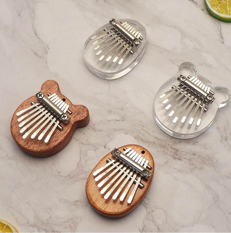 Mini Kalimba – Handliche Daumenklänge