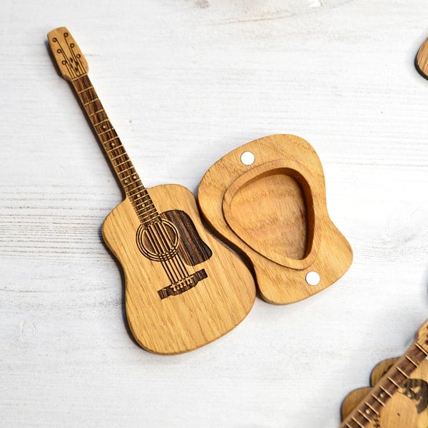 GuitarHolder™ - Personalisierte Plektren-Box