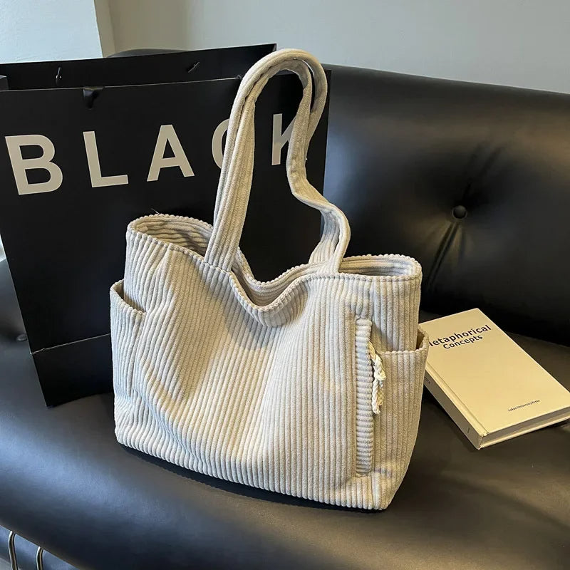 Cordelley™ – Weiche Cord-Tasche für einen gemütlichen Herbstlook